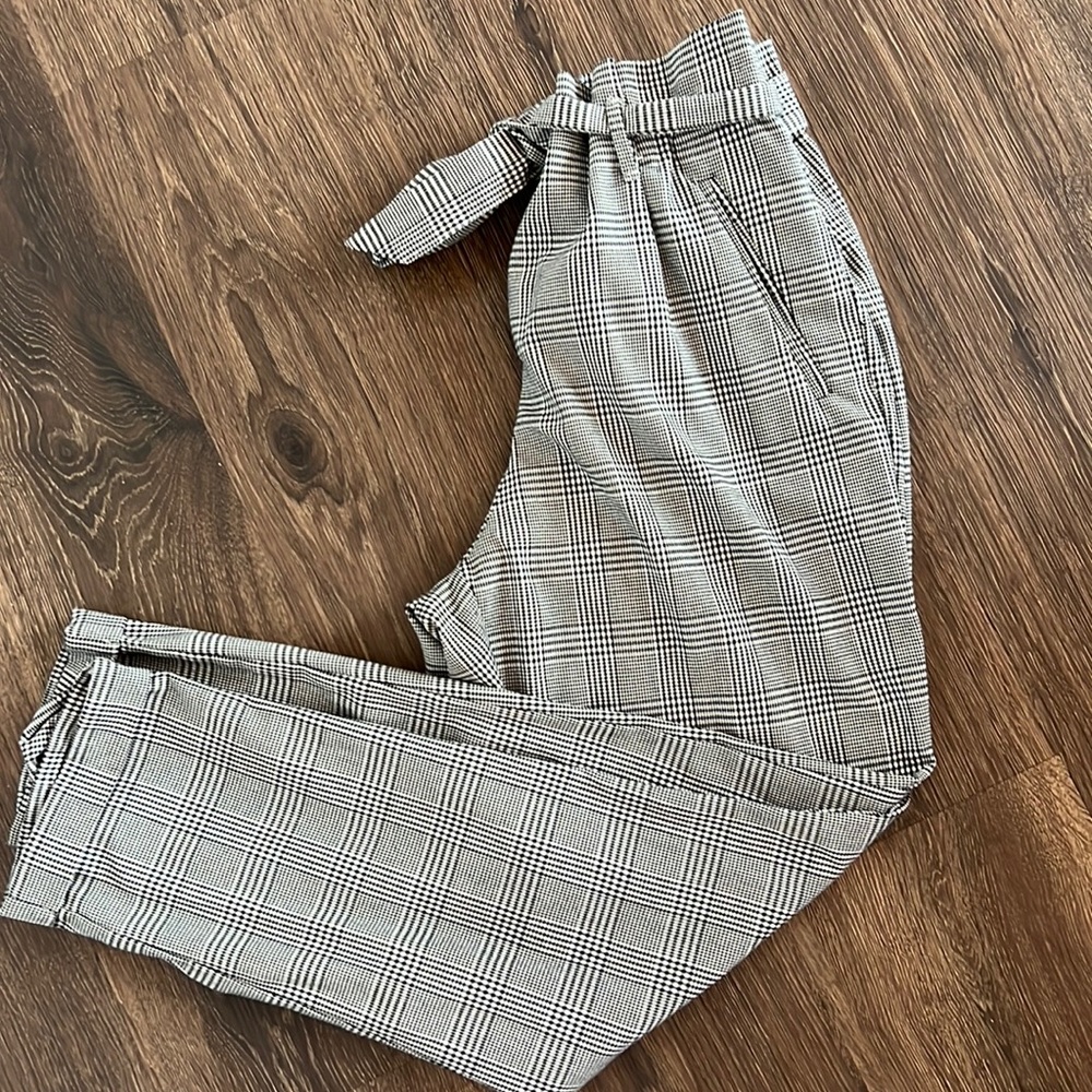 Zara womens trousers size medium